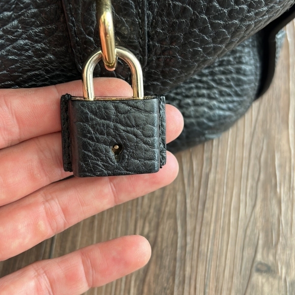 Beautiful Burberry calf leather bag with removable strap. Very Gently used. - Picture 10 of 11